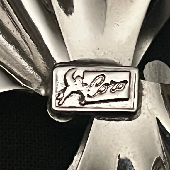 Vintage Coro Brooch - Picture 9 of 10